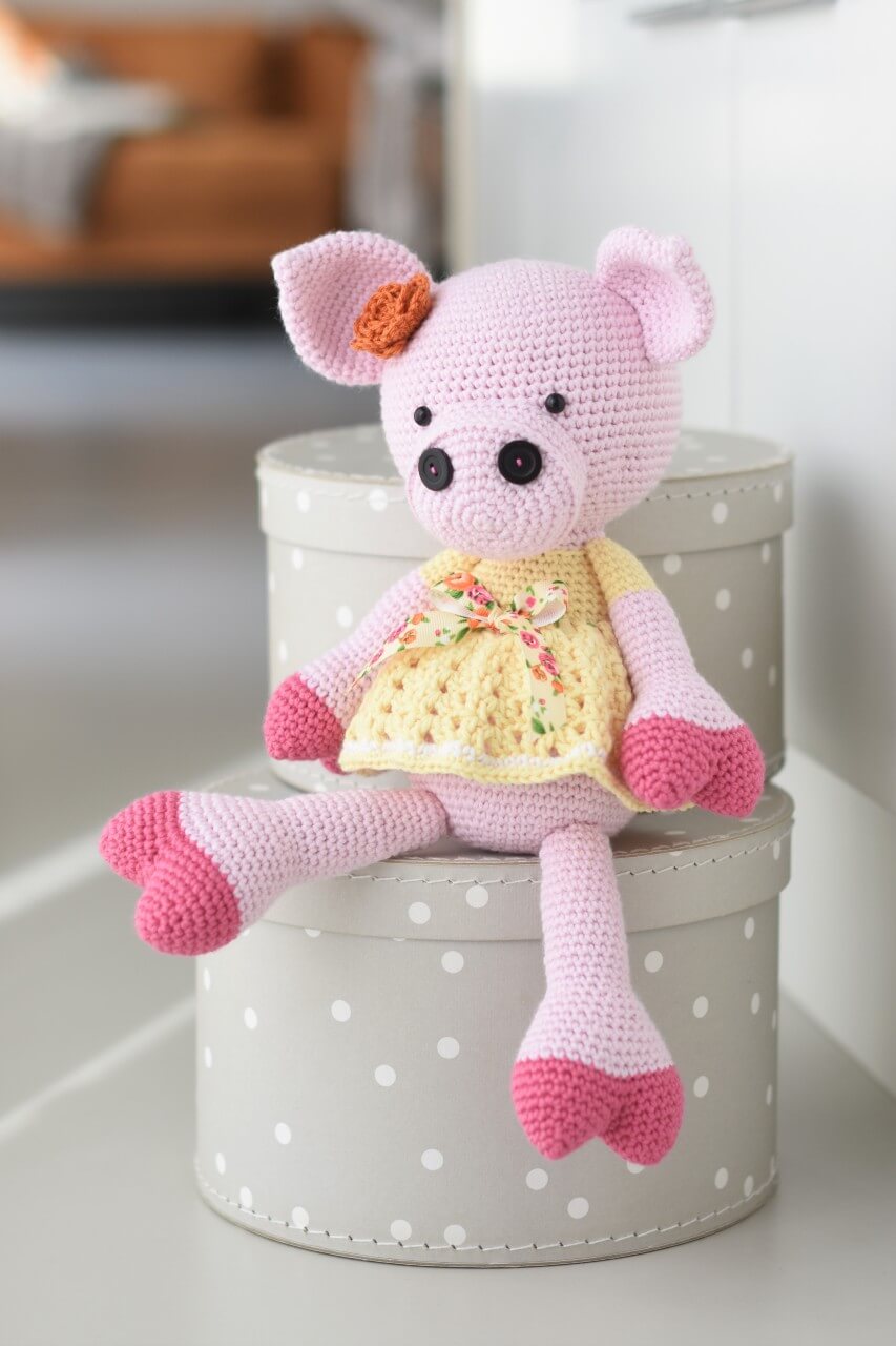 big amigurumi pig