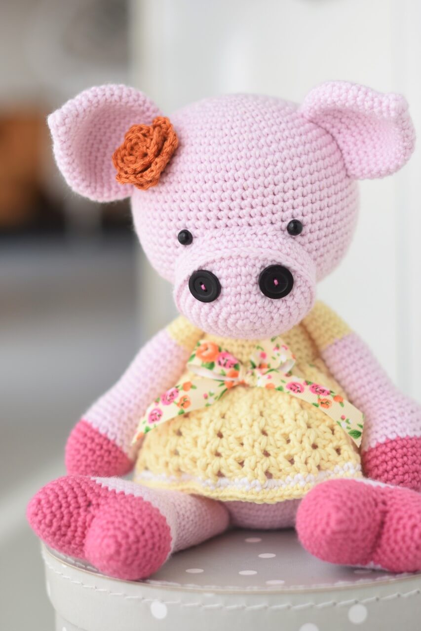 big amigurumi pig