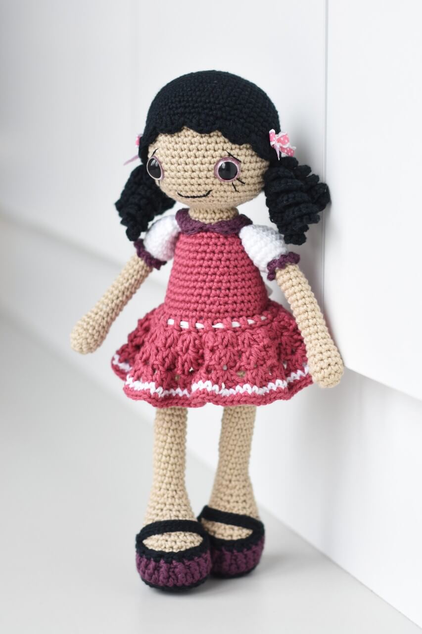 anita doll amigurumi pattern