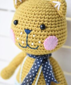 heegeldatud kollane kass