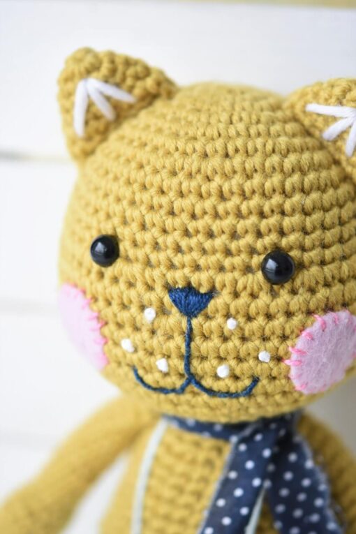 crochet yellow cat face