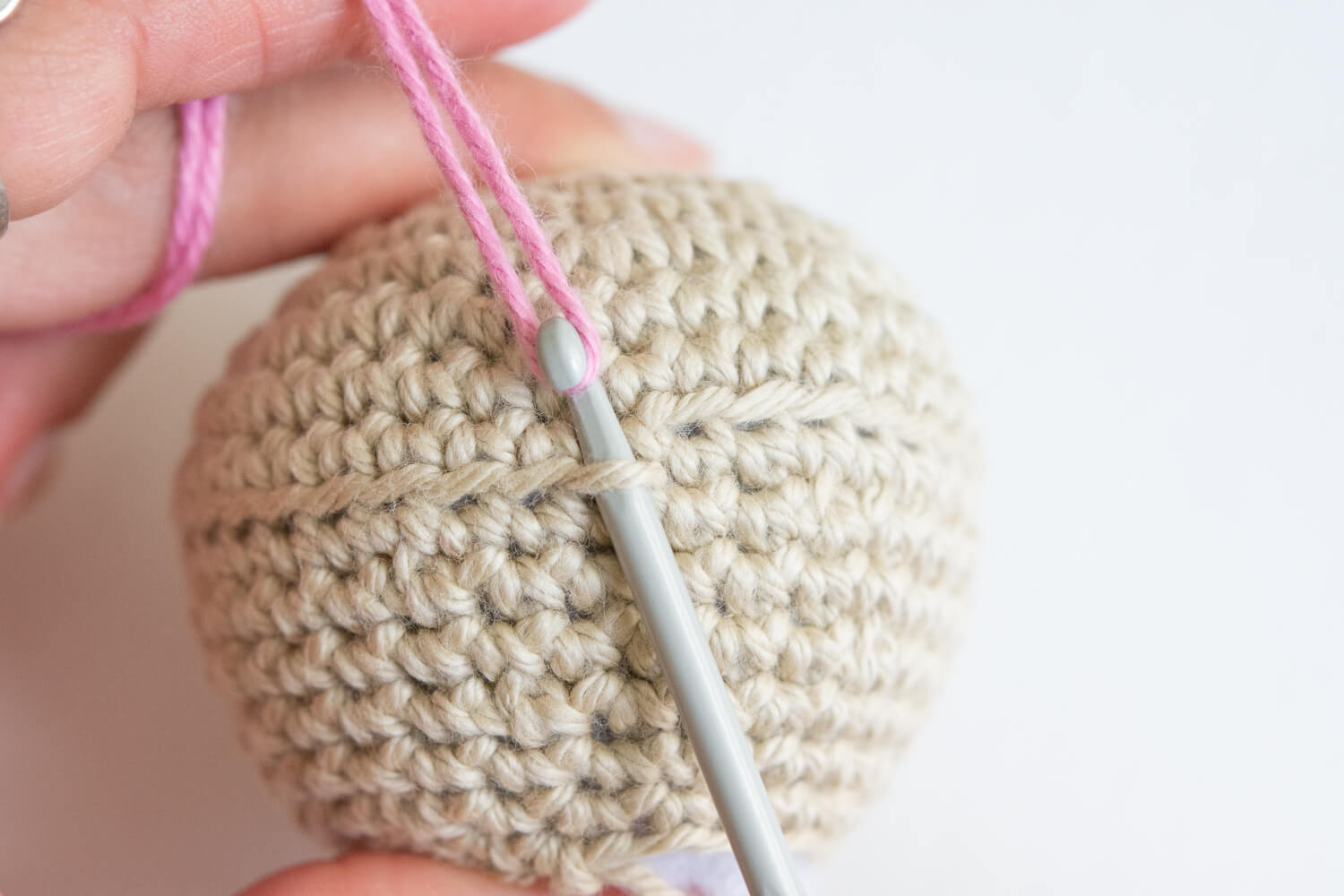 attach yarn in front loops crochet