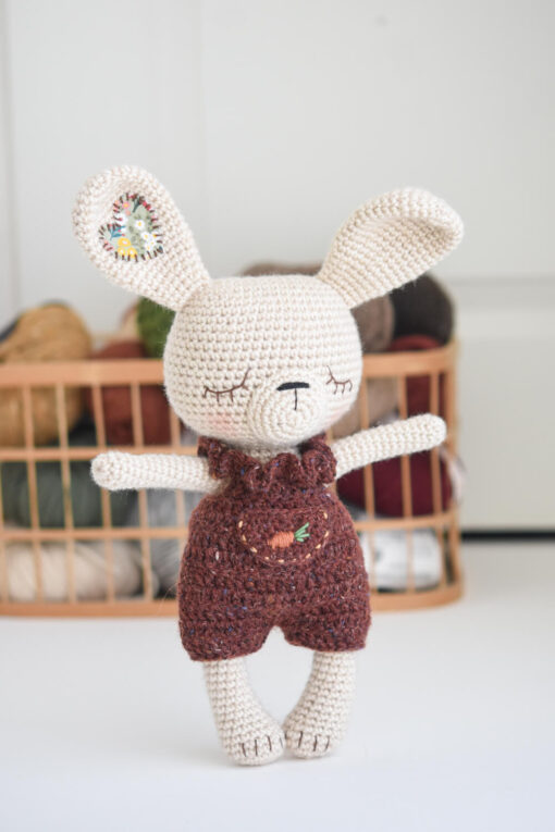 Jänes Porgand-püks amigurumi