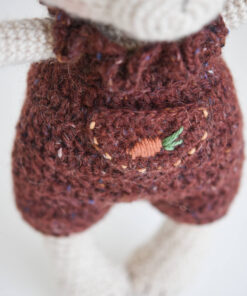 Jänes Porgand-püks amigurumi