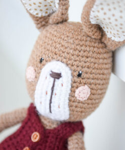 heegeldatud jänes lõngast