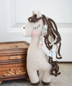 Crochet dreamland pony