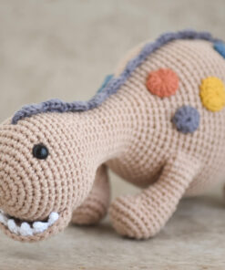 Heegeldatud armas hirmus draakon