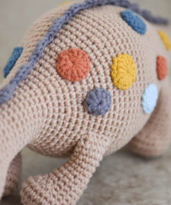 Heegeldatud täppidega draakon