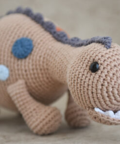 Heegeldatud armas hirmus draakon