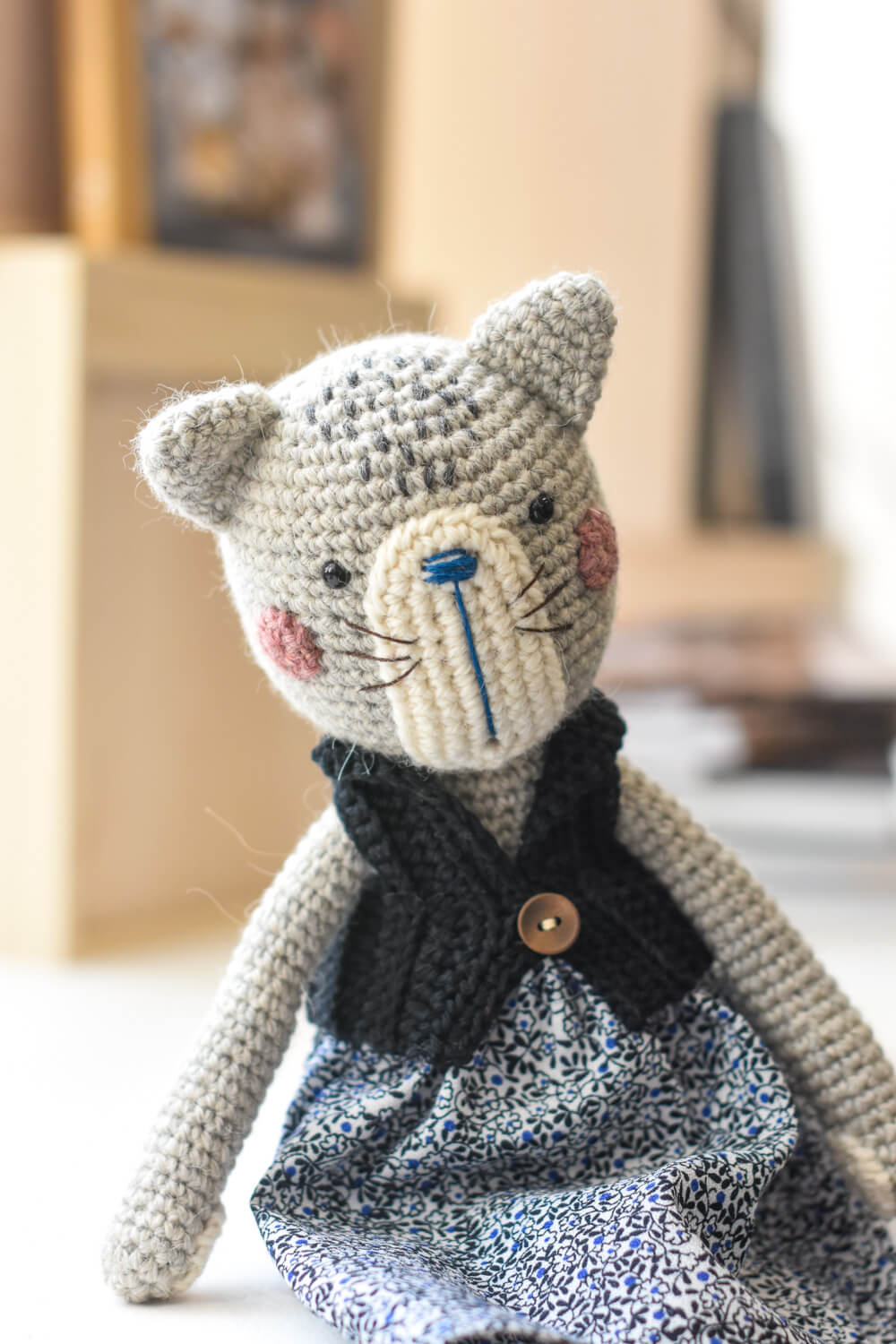 Crochet cat with clothes