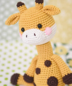 baby giraffe amigurumi kit