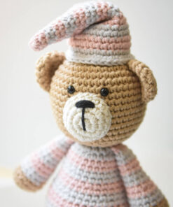 Crochet sleepy bear