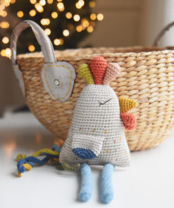 heegeldatud mänguasi kukk