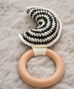 heegeldatud montessori kõrin kuu