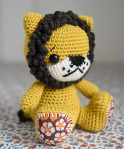 heegeldatud lõvi kaisukas