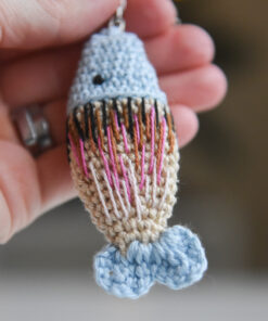 heegeldatud võtmehoidja kala kilu