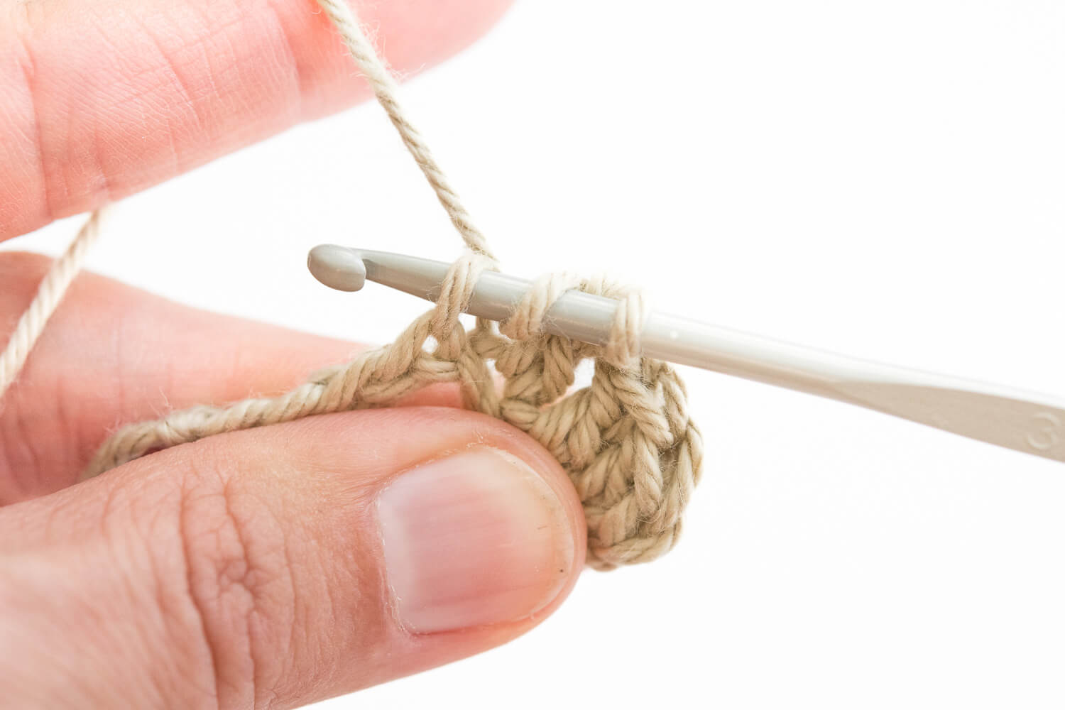 double crochet step 1