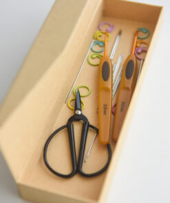 amigurumi kasitööpinal heegeldamise tarvikud