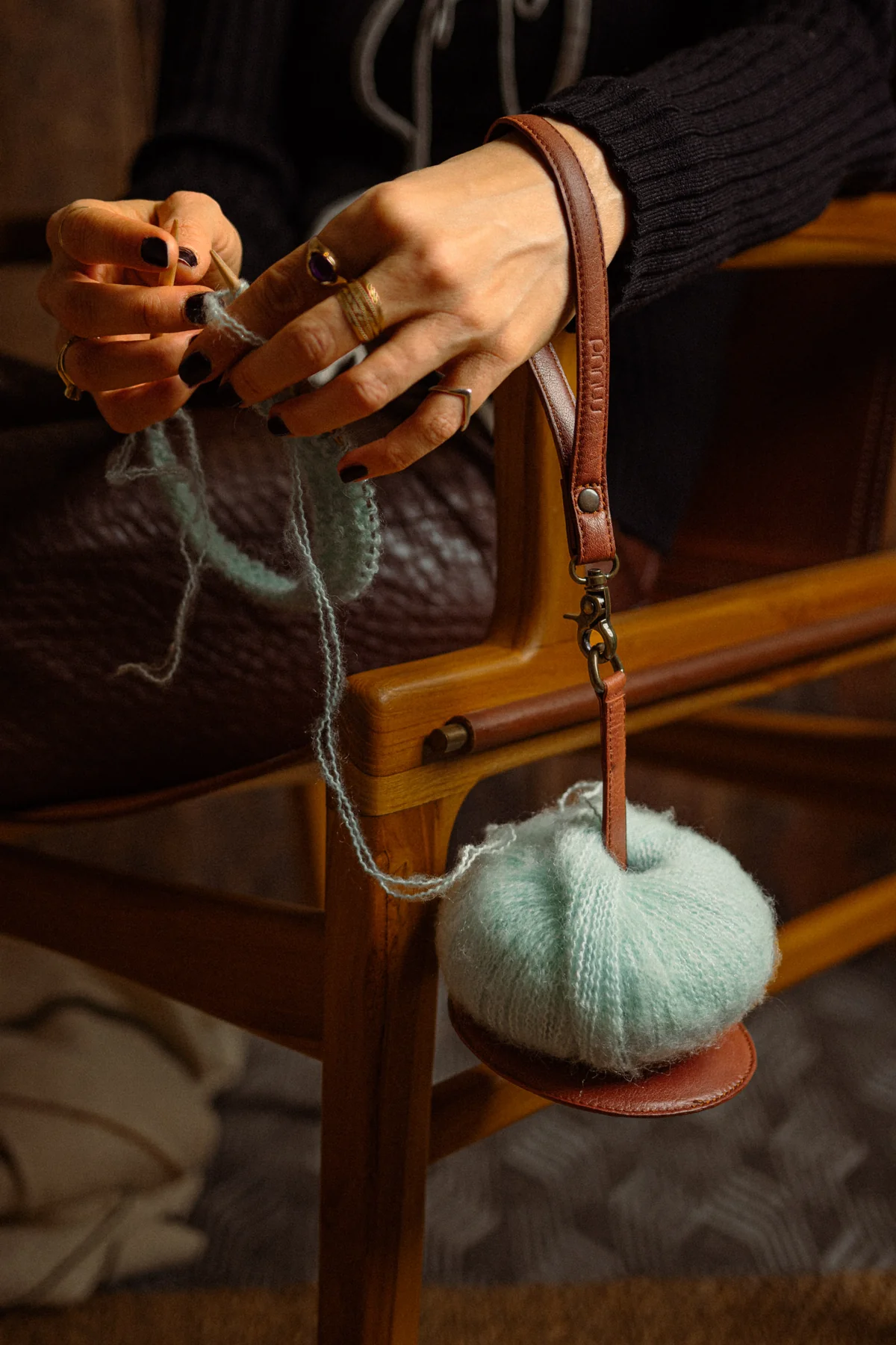 MUUD Gyrit yarn holder