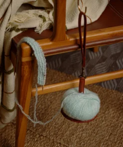 MUUD Gyrit yarn holder
